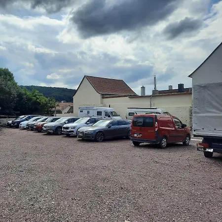 翁斯特鲁塔尔酒店 3* 伏里堡